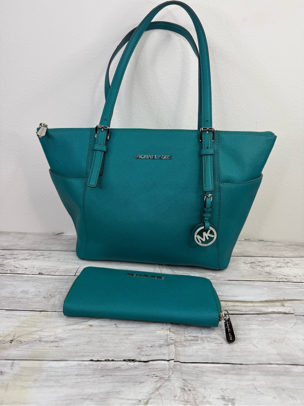 Michael Kors leather tote bag and matching zip wallet set